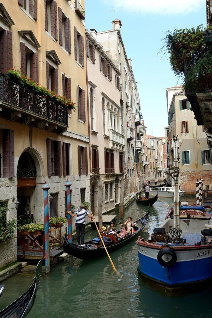 Residence La Fenice Venice Exterior photo